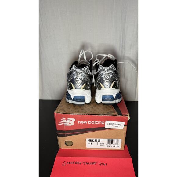 New Balance MR1226SB Sneakers – Silver/Blue (Men’s Size 9)